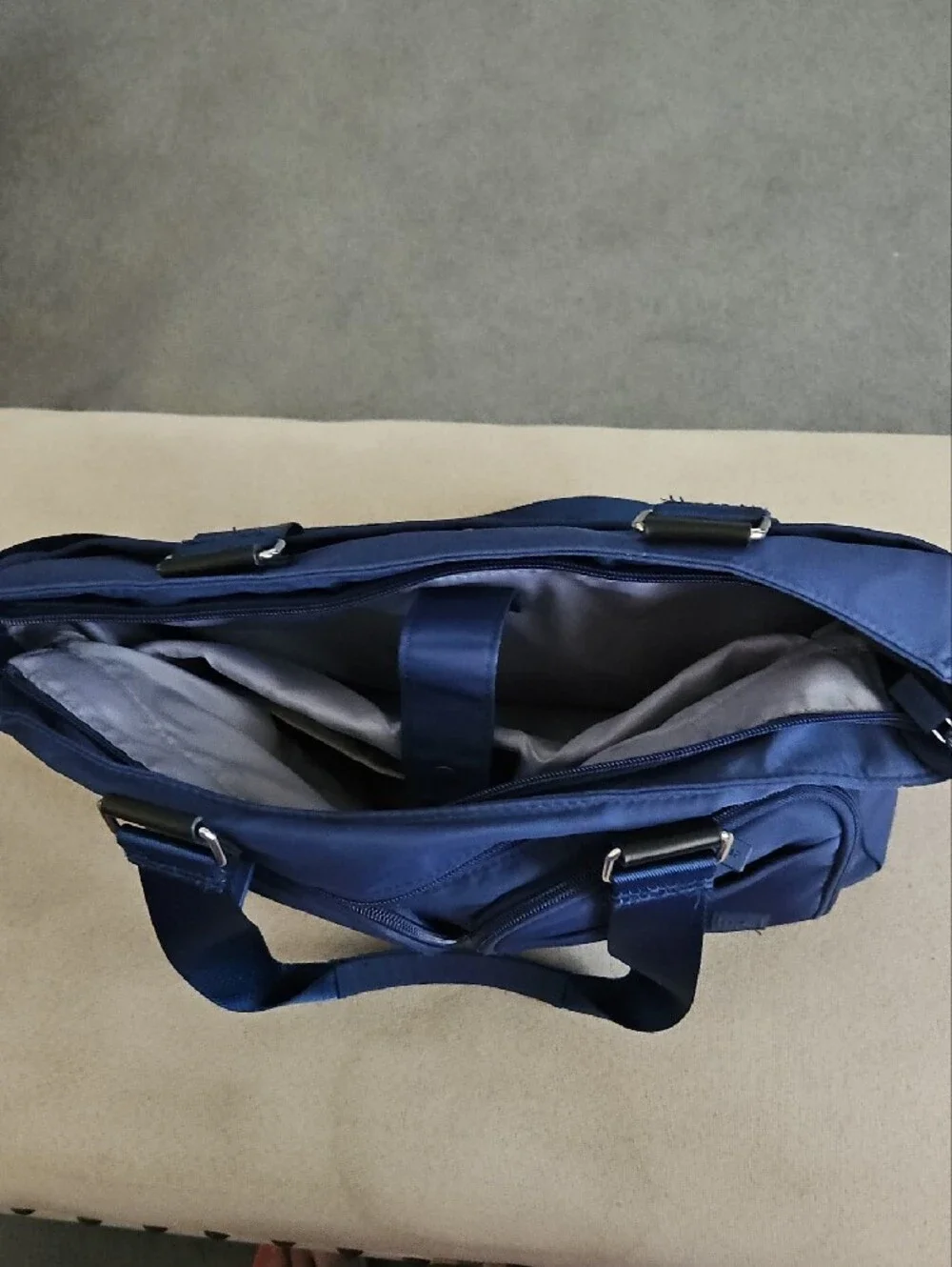 RoyalBlue NylonTote w/ Front Pockets, Shoulder Strap, Handles, Multi Compartment